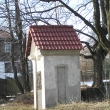 Kapli�ka na hlavn� cest�